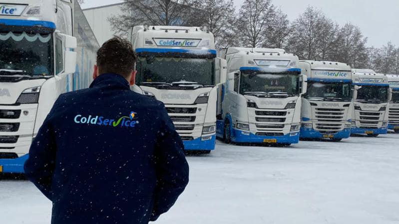 Hoe u uw bedrijfskleding kunt aanpassen aan verschillende seizoenen en weersomstandigheden